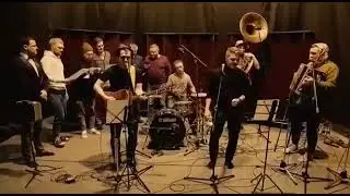 с 8 марта 😁
