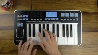 Testing Samson Graphite 25 Keys MIDI Keyboard Drumming with EZ Drummer 2