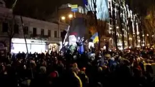 Евро Майдан 08.12.2013 Как сносили памятник Ленина и что было полсле