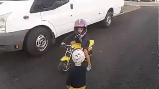 Copii cu moto