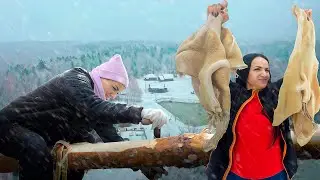 Фильм о деревенской жизни. Старое блюдо по новому рецепту. Дровяник из сруба. Супергерой в сарае.