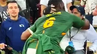 Siya Kolisi y un gesto enorme