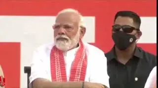 डॉ संजय निषाद मंत्री पद की शपथ लेते हुए