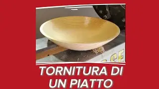 Tornitura di un piatto in Frassino olivato