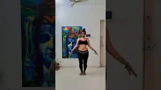 Indian girl perform belly dance 😻#desi #ytshorts #trending #trendingshorts #viral