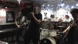 гр. Хижина Мутанта и Шайба (гр. Диплодоки) - Бабуля