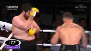 Sonny Bill Williams uses Chauncy Welliver as a punching bag