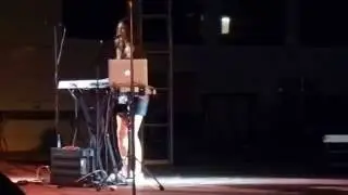 Daya- Back to Me (live at Clemson)