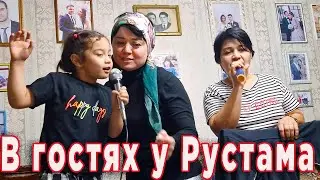 Две сестрицы, три певицы. В гостях у Рустама.😁