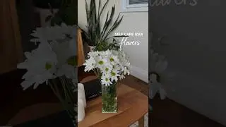 a simple way to BRIGHTEN your day 💐 