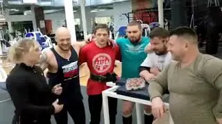 Заяц прощается с Омском..) (архив)
