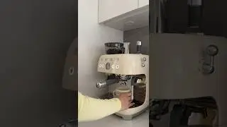 unbox the smeg espresso machine with me! *asmr*☕️ #smeg #unboxing #asmr