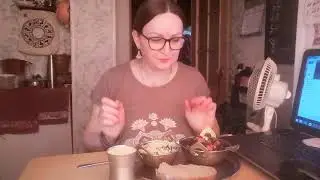 МУКБАНГ"НЕ УБИЙ"-ТУШЁНАЯ ЛЕБЕДА+САЛАТ ИЗ СВЕКЛЫ С ПАНИРОМ+ВЫ ПО ПРЕЖНЕМУ ЖАЖДЕТЕ ФЕМИНИЗМА???)