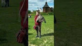 Сокол в Коломенском. Соколиный двор. Полет сокола