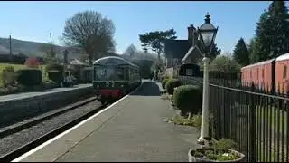 Vintage DMU heading for Llangollen at Carrog | Denbighshire | Llangollen Steam Railway