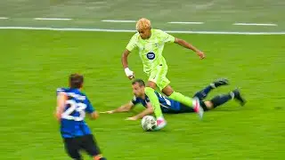 Lamine Yamal - Top 25 UNSTOPPABLE Dribbling Skills Moves - 2024/25