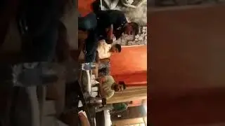 देखिये Khesari Lal Yadav का फूल Viral Video | Samar Singh Ko Khesari Lal Ne Gali Diya