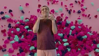 Juno La-Mares - Amor Me Chama (Clipe Oficial)