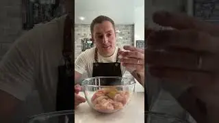 Куриный шашлычок у вас дома. Курица с беконом на шпажках.