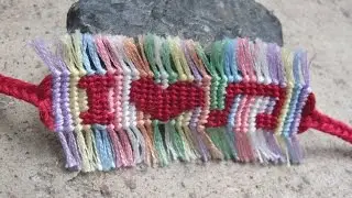 Фенечка с бахромой и с узором