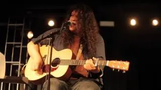Miguel Escobar - Of Books and Their Covers (live at the Blackroom)