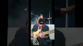 Me playing alongside Denzel Curry live #guitar #concert
