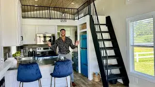 BUILT-IN BUNKBEDS in this TINY HOME plus an additional private bedroom
