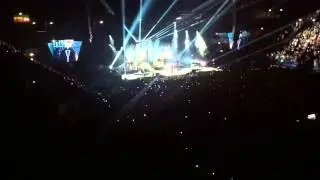 Florence and the Machine - No Light, No Light [live at Mediolanumforum 20/11/2012]