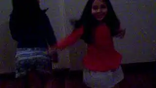 niñas tontas bailando
