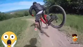 BIKE FAILS 🚴🏼 ♀️ Lustige Fahrrad Videos 😂 Fahrrad Pannen Video    lustige kurze Videos