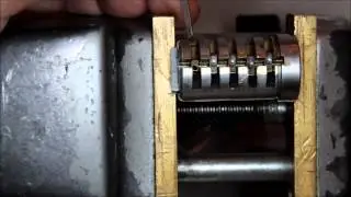 (253) U-Change Lock: How it works and how it's broken