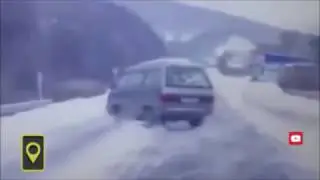Машины скользят на дорогах в Приморье / On slippery roads puts cars