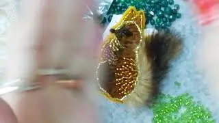 Брошь Белочка 6 часть.