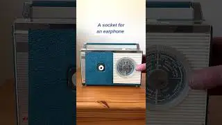 #shorts Tuning in with a 1963 Cossor CR1304T Transistor Radio