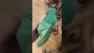 Дед Мороз Сделали с Тоней ледяную руку 