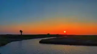 একটি দ্বীপে ঘুরতে গিয়ে ভিডিওটি করা 🥰