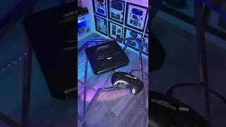 I washed off the dust that had been shrouded in old SEGA GENESIS for 35 years💨 #asmr #sega #genesis