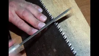 Как точить ножовку ромбовидным напильником. How to sharpen a saw
