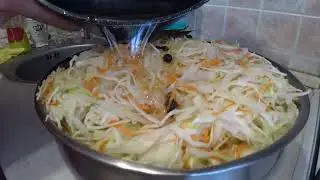 Сегодня мы не квасим, а маринуем капусту. Готовим рисовую кашу.
