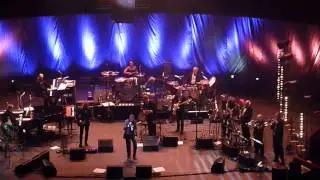 Bryan Ferry 02 A Song For Europe (Royal Albert Hall 04/11/2013)