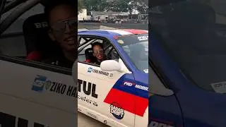 Mana lesehan lagi duduknya 🤣🤣 