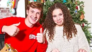 GIRLFRIEND vs BOYFRIEND GINGERBREAD HOUSE!