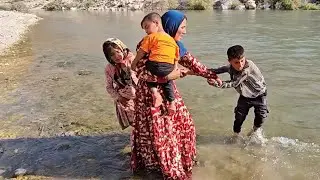 Will the father of the children be found by the aunt and the children?