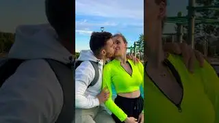 How old are you?💋😻😘