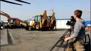 Шоу экскаваторов-погрузчиков JCB в Техцентр Сумотори
