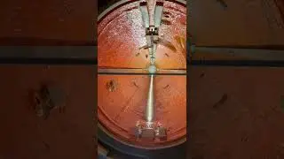ПРОКАТИЛСЯ НА ПОДЛОДКЕ