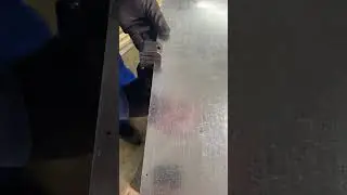 Работа пневмодырокола для пробития оцинкованной стали толщиной 1 мм с диаметром отверстий 5 мм⚙️