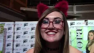 Porn Starlet KAT MONROE from VET TECH to PORN! The White Picket fence is BORING!!