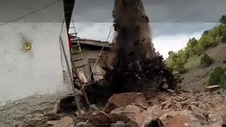 Herkes çocuk oyuncağı sanıyor ama , Koca kayayı param parça ediyor.