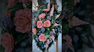 Венок 105 см. В индивидуальном дизайне